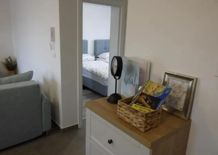 Daire Cozy Bili - Two Bedroom Privlaka (Zadar)