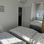 Cozy Bili - Two Bedroom Privlaka (Zadar)