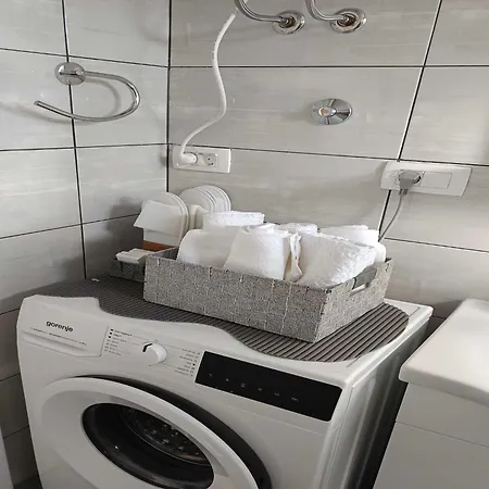 Cozy Bili - Two Bedroom Apartment Privlaka (Zadar)